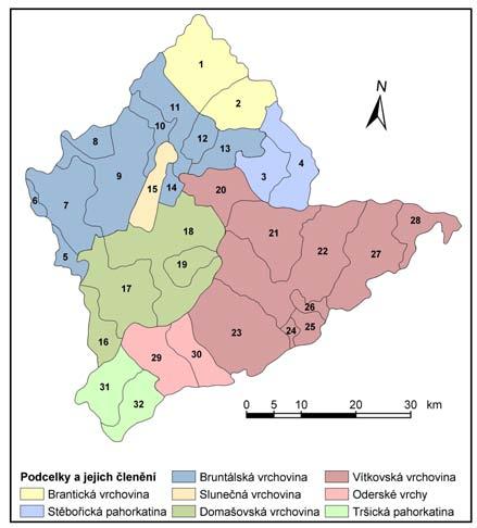 88 Příloha 1: Podrobné geomorfolofické členění Nízkého Jeseníku. Vysvětlivky k mapě: Zdroj: Podkladové vrstvy ArcData ČR 2.0.