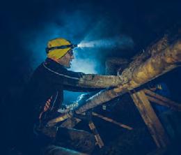 propozice NIGHT WINTER GLADIATOR RACE TERMÍN: 9. února 2018 CHARAKTERISTIKA: Noční lahůdka pro milovníky překážkových běhů nebo ideální začátek pro nováčky v této disciplíně.
