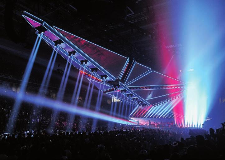 Uživatelé tohoto laseru oceňují patentovanou funkci CoolLine, kde si při řezání rozstřikuje řezací hlava tryskami s přesnými otvory vodní mlhu okolo laserového paprsku na materiál.