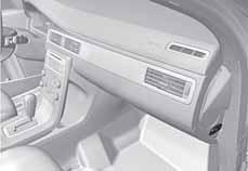 01 Bezpečnost 01 Aktivace/deaktivace airbagu* Vypnutí klíčem PACOS* Obecné informace Airbag (SRS) pro předního sedadlo spolujezdce může být deaktivován, pokud je vozidlo vybaveno vypínačem airbagu