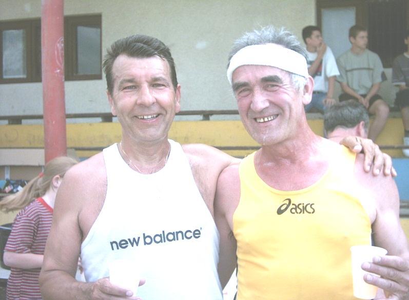 141 ŽENY Lapšanská Zuzka 1985 BK Viktoria Horné Orešany 1:02:06 315 Karel Karas ( Bězecký klub Hodonín ) Michal Janota ( AŠK Skalica ) GRAND PRIX 2004 podporuje 3.4..2004 Běžecký klub Hodonín 54 závodníků rozdělených do čtyř běhů v hlavním závodě na 2000 m začalo dráhovou sezónu na tartanové dráze v Hodoníně.