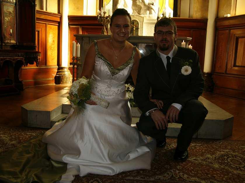 září 2009 se na zámku v Chocni provdala