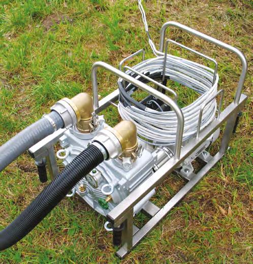 měnič zajišťuje hladký a plynulý rozběh motoru čerpadla elektromotor čerpadla v nevýbušném provedení Technické parametry PCC1 Varianty motoru: elektrický, benzínový, hydraulický Otáčky el.