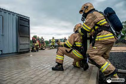 Výcvikový trenažer Výcvikové zařízení Flashover kontejner Flashover kontejner neboli trenažér pro záchranné sbory je soubor prvků sestavených do systému, který dovoluje simulovat reálné podmínky při