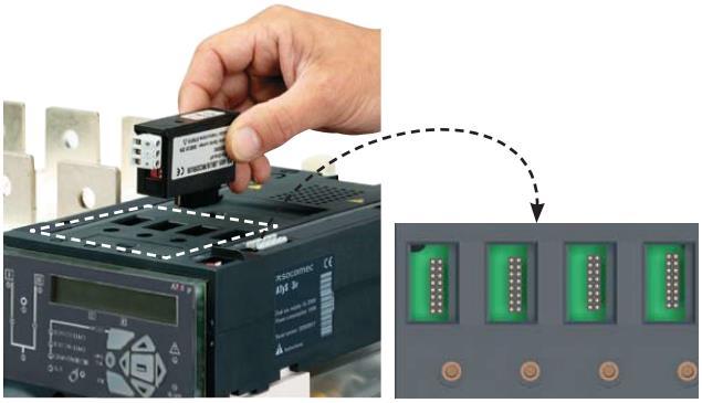 2 nastavitelné výstupy Analogové výstupy přiřazené k 3I, In, 3V, 3U, F, ± P, ±, ± S Komunikační Ethernetový modul Pulzní výstupy Ethernetové připojení s MODBUS/TCP nebo MODBUS RTU přes TCP Zabudovaný