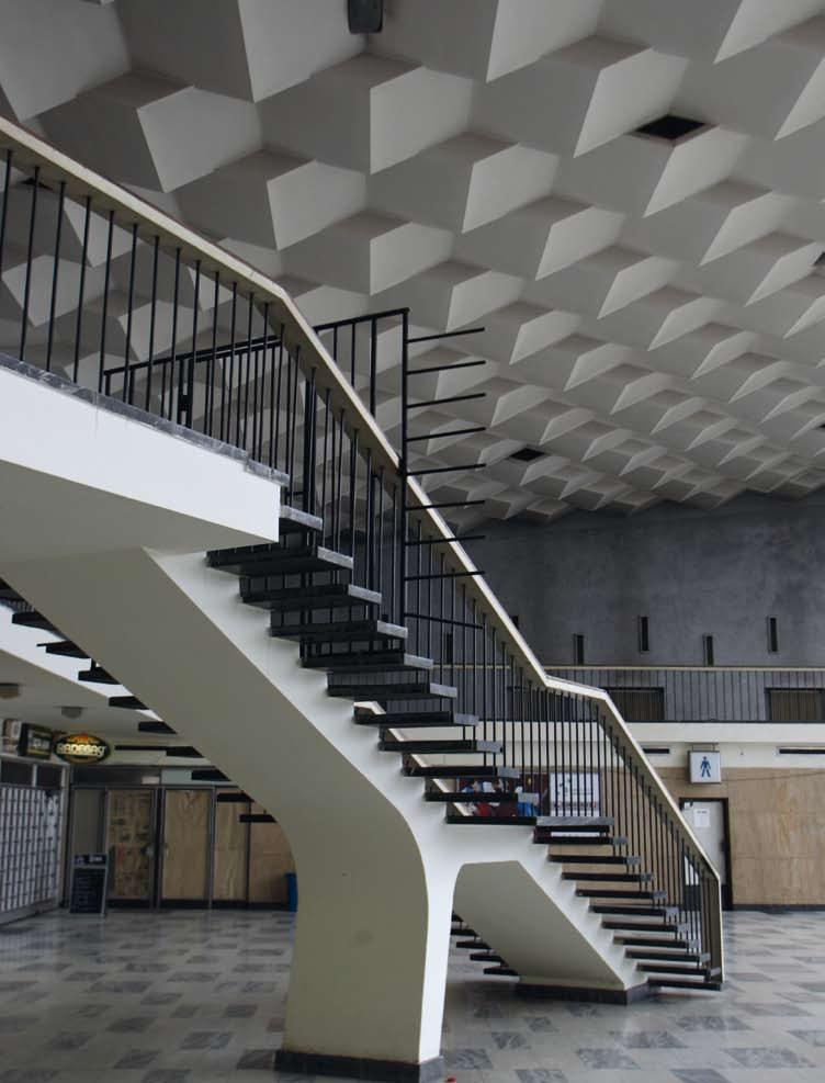Diagonála, mříže a