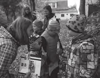 ného času dětí s PAS. Náplní programu je objevování radosti z tvůrčí práce s nejrůznějšími materiály.
