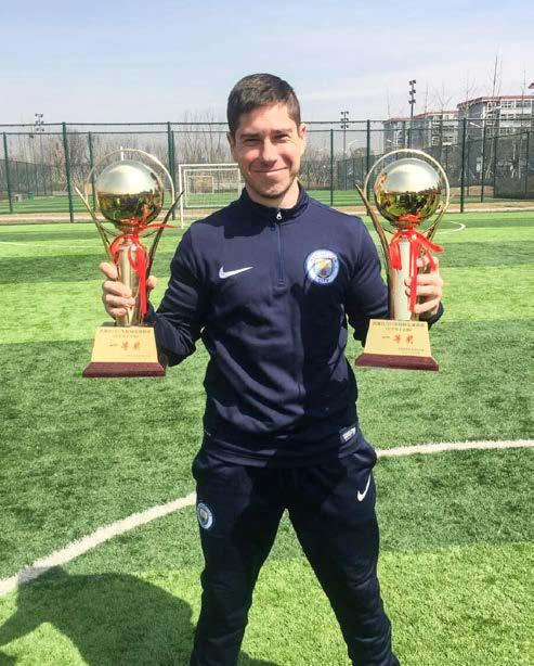 Taky jsem velmi zblízka sledoval práci Patricka Vieiry, trenéra týmu U21.