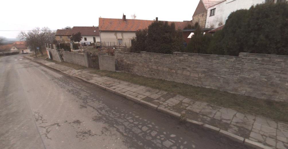 Ondřej Čečrdle pověřený vedoucí odboru ŽP: Stav potenciálně vhodných míst podél komunikací bude prověřen a následně bychom u TS Slaný objednali vysázení dřevin či keřů do vybraných míst.
