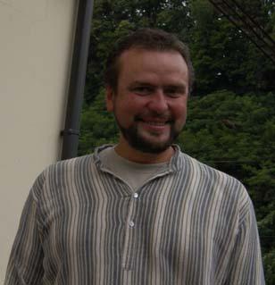 PhDr. Jiří Musil, Ph. D. (* 10. 4. 1967) Studoval klasickou archeologii na FF UK v Praze, kde pokračoval a dokončil doktorandské studium.