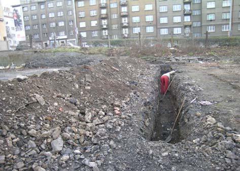 Dále byly zachyceny mladší středověké objekty 14. a 15.