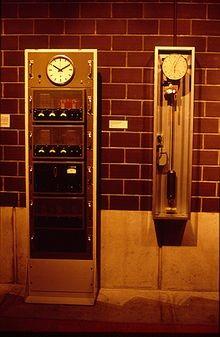 Obrázek 10 - Laboratorní křemenné hodiny z 60