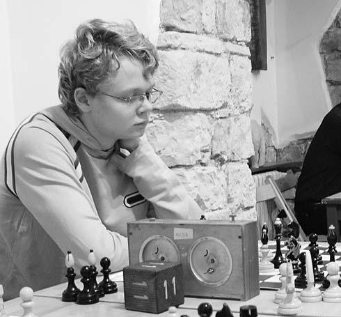 Nestárnoucí Jiří Lechtýnský dokázal, že se mu ve Strakonicích tradičně daří a vyhrál o půl bodu před trojicí Petr Neuman, Lukáš Černoušek a Petr Pisk. Konečné pořadí: 1. Lechtýnský 8, 2. 4.
