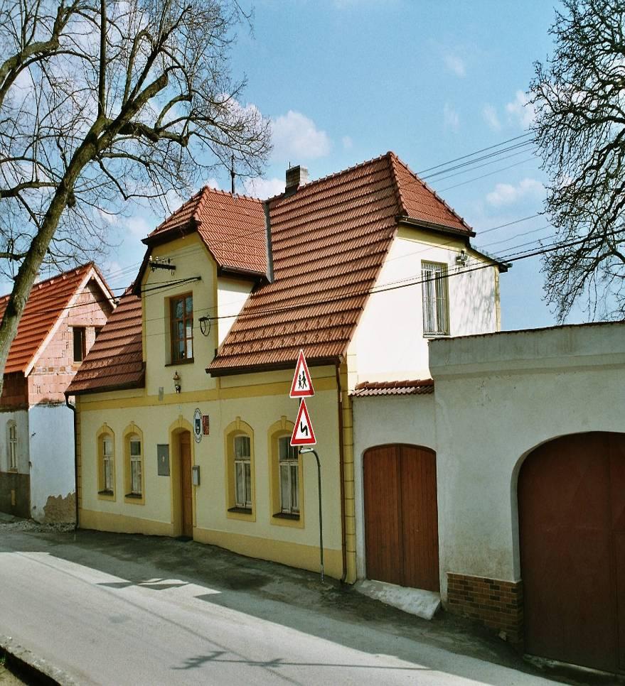 CHOTÝŠANY