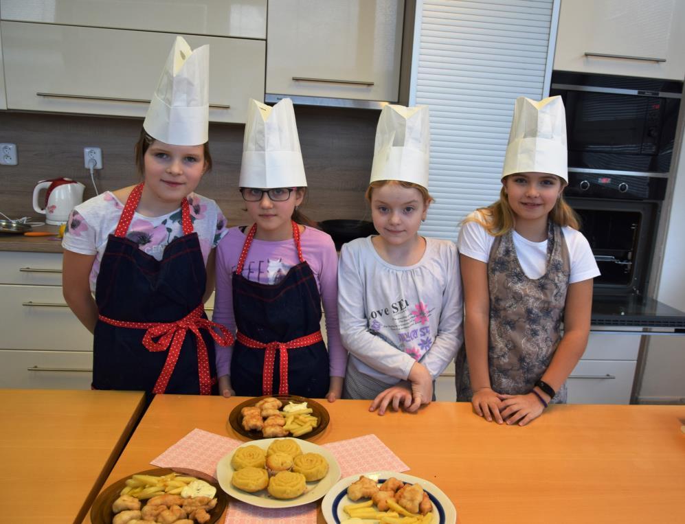 Naším úkolem bylo nalézt recept, který bychom mohli sami uvařit a byl ze země vybraného světadílu.
