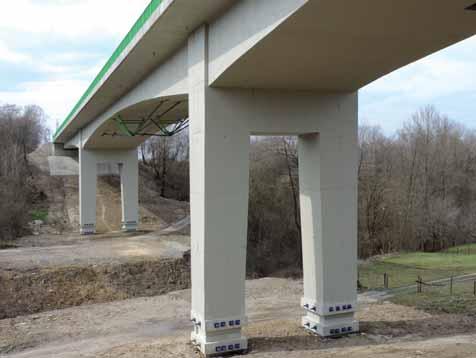 STAVEBNÍ KONSTRUKCE STRUCTURES 11 Obr. 11 Most Zlatné ev. č. 18-264 po rekonštrukcii Fig. 11 Zlatné bridge ID No.