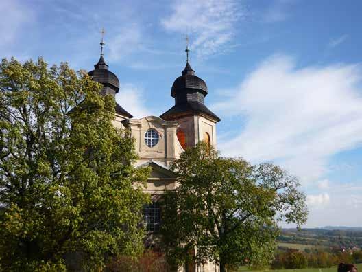Kaple Panny Marie Sedmibolestné v Broumově Olivětíně Zděnou kapli nechal v roce 1701 vystavět opat broumovského kláštera Otmar Daniel Zinke.