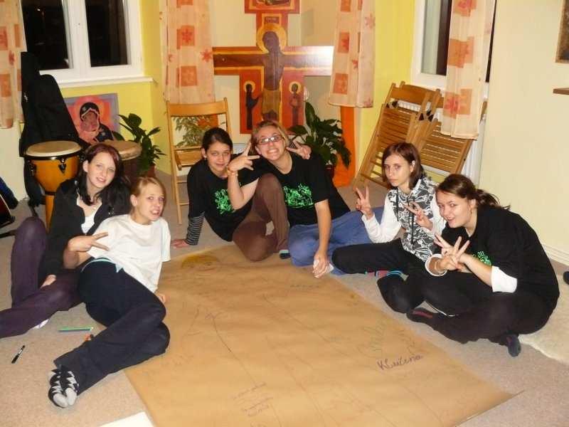 MINISTRATSKÉ POBYTY A MINIFORY Jedná se o dva šestidenní prázdninové pobyty pro kluky od 10 do 18 let, vedené v duchu správného chlapa. A dále tři víkendy pro kluky plné her, zábavy a sportu.