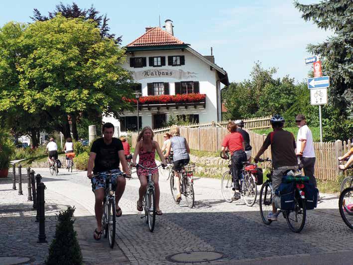 Ubytování v hotelu, večeře. CENA: 2. den: cyklovýlet St.Pölten Herzogenburg Krems. Možnost vyjížďky na benediktinský klášter Göttweig. Délka cyklotrasy cca 40 55 km.