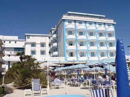 Lido di Jesolo Itálie Lido di Jesolo je největším střediskem benátské oblasti s patnáctikilometrovou písečnou pláží.
