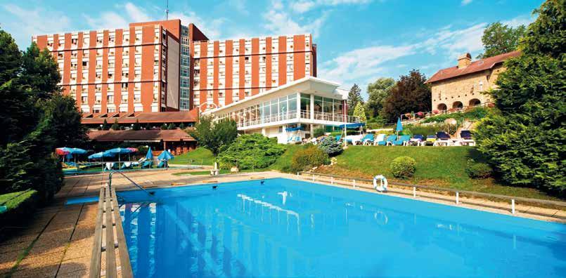 Hévíz / termální lázně Maďarsko HOTEL DANUBIUS HEALTH SPA RESORT AQUA **** Relaxační pobyty s dopravou Hotel, který má vlastní termální lázně, se nachází v srdci lázeňského městečka Hévíz, 300 m od