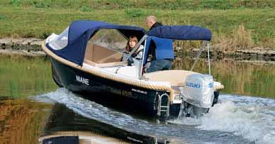 WAVY BOATS, autorizovaný dealer pro Českou a Slovenskou republiku, Peroutkova 1383/7,
