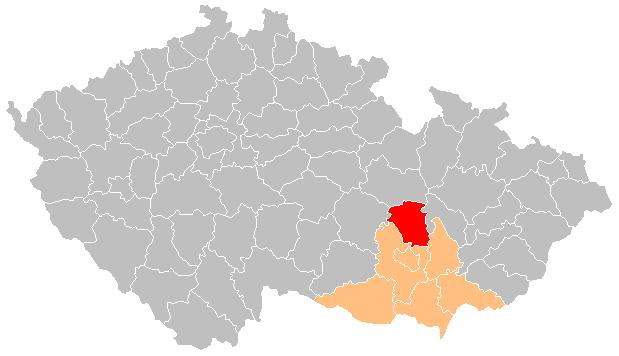Blansko Okres Blansko se nachází v severní části Jihomoravského kraje a jeho území sousedí s pěti okresy České republiky. Mezi nejvýše položenou obec okresu Blansko patří Benešov.