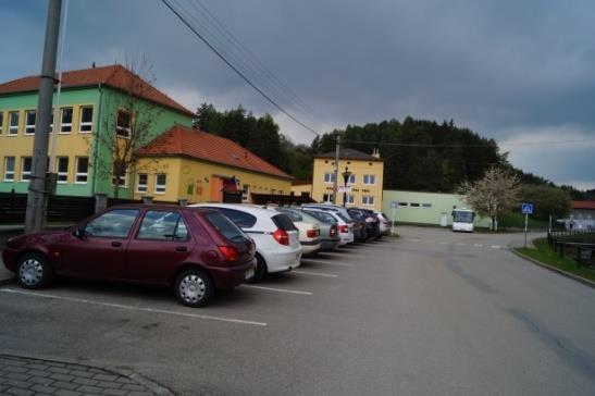 Pohyb po památce Pro osoby s tělesným m je vhodná prohlídková trasa I.
