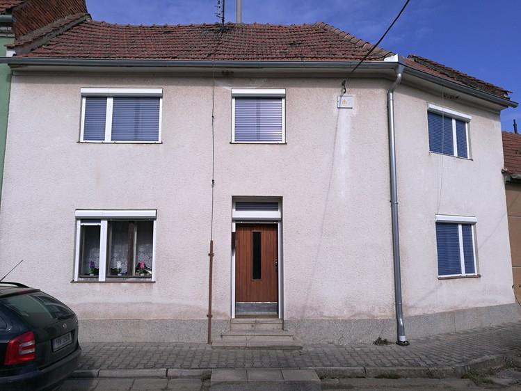 Záznam o prodeji srovnávané nemovitosti č. 2 1. Identifikace Prodej, Rodinný dům, 99 m 2, Křižanovice u a, okres Celková cena: 1.350.000 Kč Adresa: Křižanovice u a, okres 2.