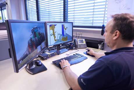 Offline programování se softwarem RoboPlan od Cloos může probíhat zároveň s výrobou: Enormní časová úspora!