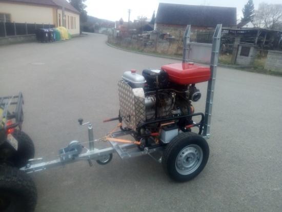 Údržba techniky SDH: V květnu byla dokončena oprava a renovace motorové stříkačky PS12. Zároveň dostala nový kabát a podvozek pro transport. Vše zorganizoval Jarda Fremr, jemuž patří velké díky.
