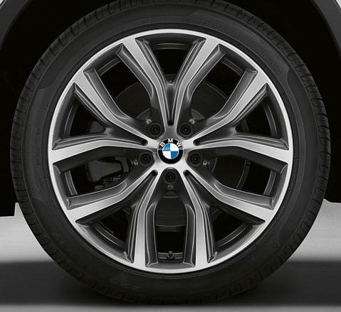 225/45 R19.