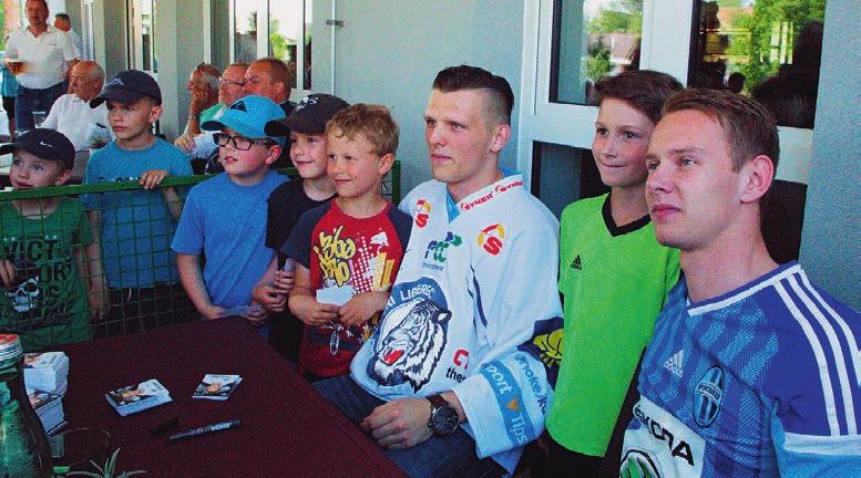 Radim Šimek, Jan Chramosta, místostarosta města Pavel Štifter Cesta do pohádkového lesa Autogramiáda úspěšných