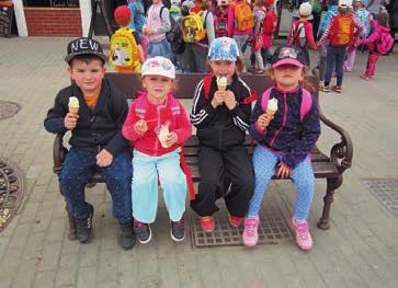 Po koncertě si nás rozebraly jednotlivé rodiny. U nich jsme dostali večeři a přespali tam. V sobotu ráno jsme dostali snídani a zůstali u nich až do poledne.
