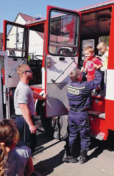 Ostatní třídy se na výlety teprve chystají, tak se těšte, budeme vyprávět zase příště. Kolektiv pedagogů MŠ Benátky nad Jizerou A jde se na to!