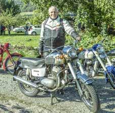 Svatováclavská vyjížďka je pohodová akce historických automobilů a motocyklů vyrobených do roku 1980, jejímž cílem je
