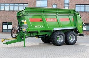 Podlahový dopravník s hydraulickým pohonem Čtyři článkové ocelové řetězy (každý 14 x 50 mm, 25 t/řetěz) leží hluboko ve velkých zubech řetězových kol (malé opotřebení).