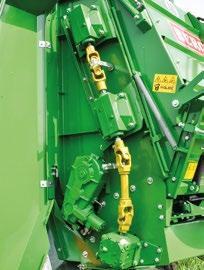 Podlahový dopravník s hydraulickým pohonem Čtyři článkové ocelové řetězy (každý 14 x 50 mm, 25 t/řetěz) leží hluboko ve velkých zubech řetězových kol (malé opotřebení). Řetězy jsou nataženy v párech.