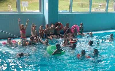 Hej hej hej, Paskov je nej! Foto: Vodní hrátky. Ozývalo se často v okolí horského hotel Jelenovská ve Valašských Kloboukách.