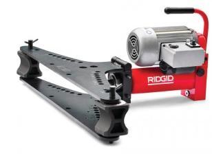 Obr. 35 Hydraulická ohýbačka firmy RIDGID [25] Další výrobci ručních ohýbaček jsou německé firmy REMS