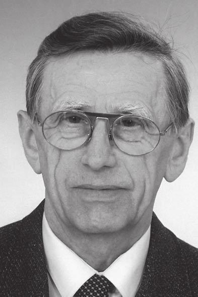 Nekrolog Prim. MUDr. Rudolf Skládaný * 14. ledna 1932 18. dubna 2006 MUDr. Rudolf Skládaný se narodil 14. ledna 1932 v Táboře. Zde vystudoval gymnázium, které ukončil maturitou v roce 1951.