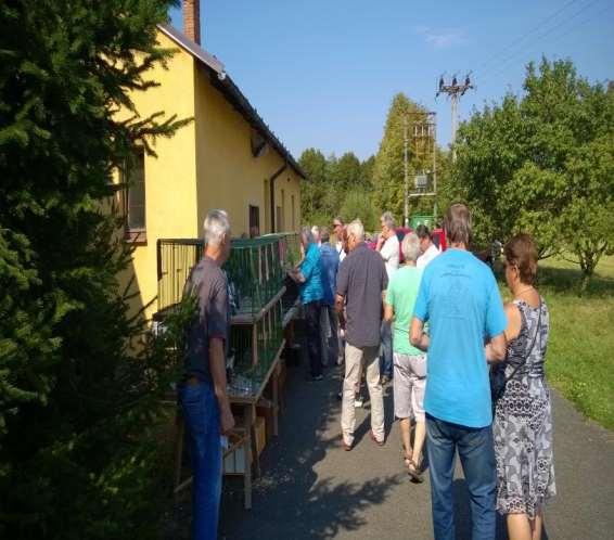 V květnu se sešli členové pobočky na jarním setkání v Suchohrdlích u Miroslavi, kde bylo hlavní náplní pořádání speciální