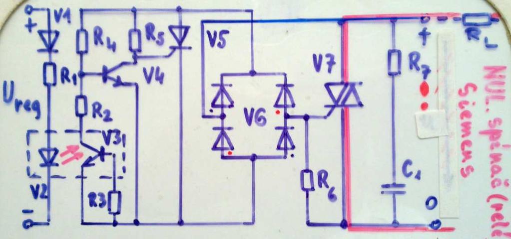 Nulový spínač s triakem, řízený Optotranzistorem (Řídicí obvod vychází z předchozího zapojení ale řídicí napětí se bere ze spínaného obvodu závislé zapínanání) Funkce: Ureg zap v Tx, kdy /u/< 30V.