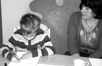 kolní psycholog na Z Velké Bfiezno Inspirace pro zafiazení kolního psychologa vznikla v roce 1992 pfii studijním pobytu velkobfiezensk ch uãitelû na základních kolách v Dánsku. kolní psycholoïka Mgr.