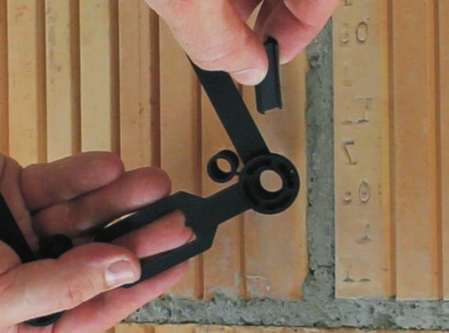 Univerzální montážní deska UMP -LU-TR Universal fixation plate UMP -LU-TR 7.