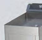 24 GRILOVACÍ DESKY ELEKTRICKÉ LINKA REDFOX 600 FTH 90 EL Grilovací deska hladká 10 silná ocelová deska vynikající vedení tepla kontrolka chodu a vyhřátí 3x samostatně ovládaná vyhřívaná plocha
