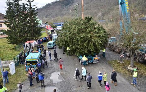 17. 11. 2018 -Den boje za svobodu a demokracii využili i různé spolky k vyjádření nesouhlasu se současnou politickou i společenskou situací.