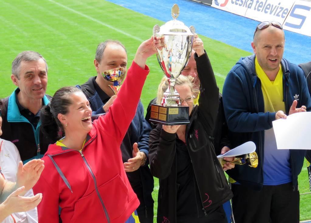 Část vítězného týmu sportovních her PSJ PERSONALISTIKA Také v roce 2016 jsme vynakládali obrovské úsilí, abychom byli i nadále jedním z nejvyhledávanějších zaměstnavatelů v oblasti stavebnictví.