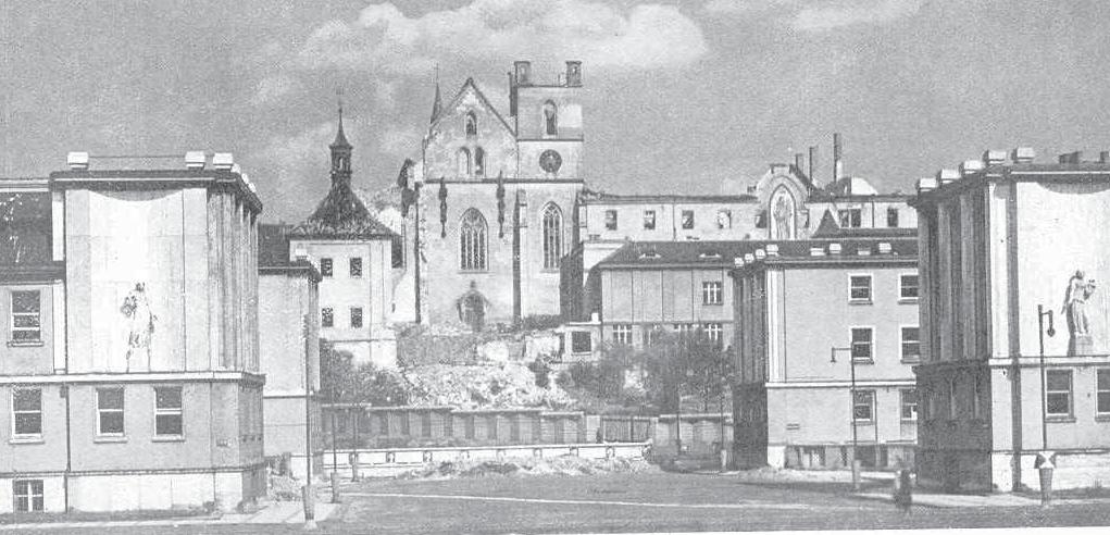 Emauzy po druhé světové válce Klášterní kostel, celým názvem kostel Nanebevzetí P. Marie a sv. Jeronýma, sv. Cyrila a Metoděje, sv.