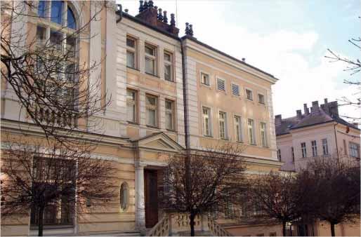 INFO SVL Blahopřejeme a děkujeme Vážená obci praktických lékařů, prvního března 2015 oslavil své neuvěřitelné životní jubileum krásných 60 náš vážený kolega Božan, pan docent MUDr.